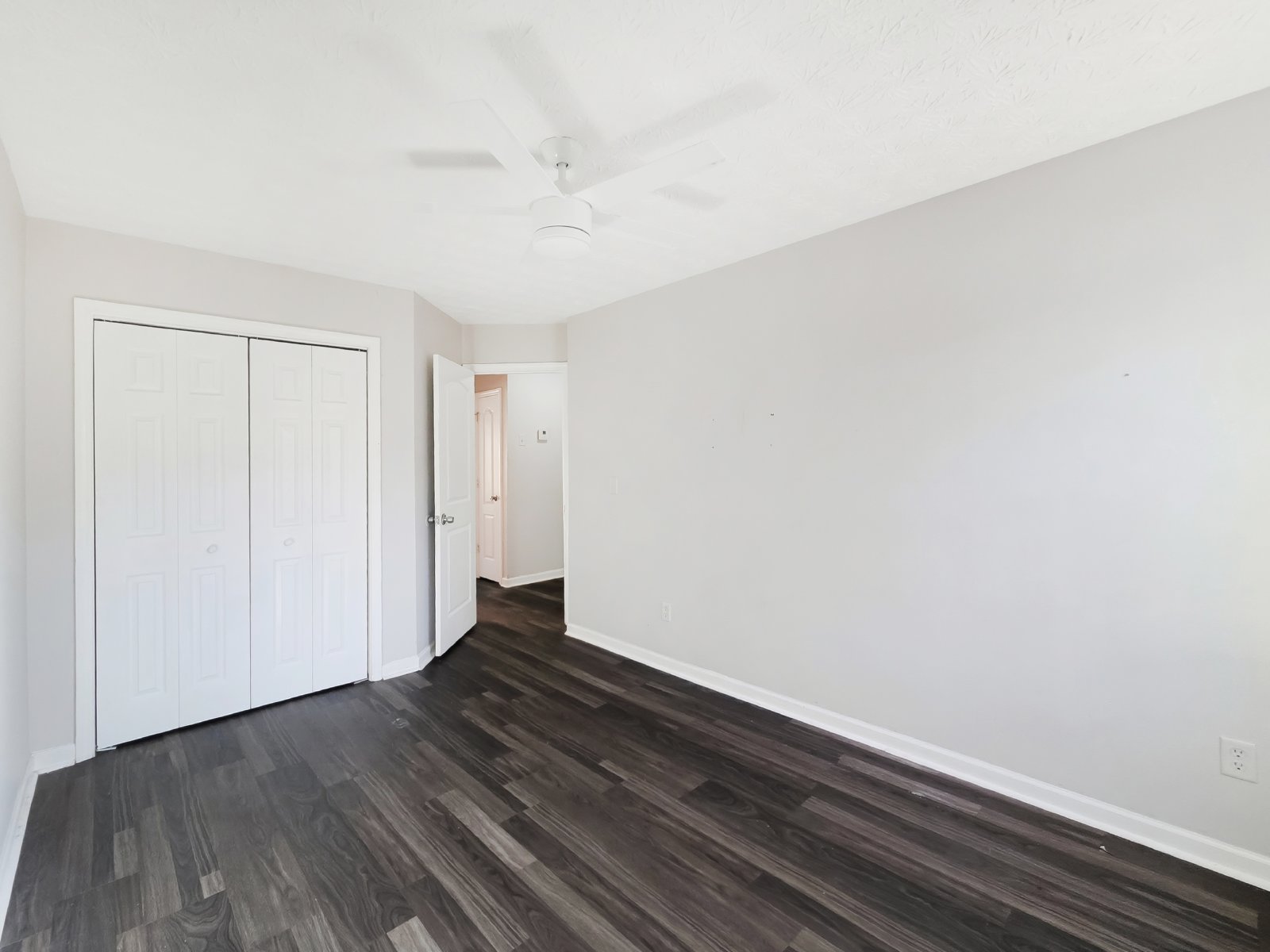 Updated 3BR Townhome Minutes from I-75, Airport & Downtown Atlanta property image