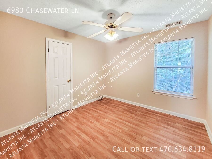 COMING SOON – Spacious 3-Bedroom Home in Springchase | Cul-de-Sac Location property image