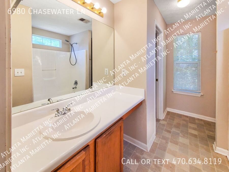 COMING SOON – Spacious 3-Bedroom Home in Springchase | Cul-de-Sac Location property image