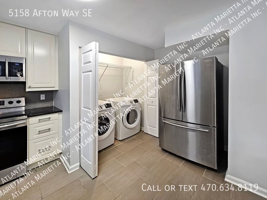 Beautifully Updated 2/2.5 Townhome Near Truist Park property image