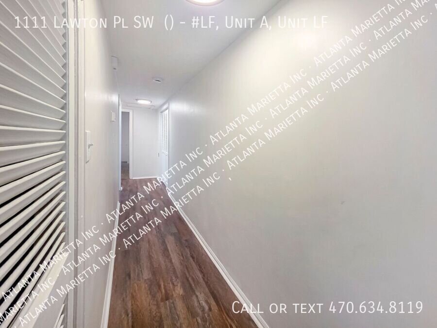 Renovated 2-Bedroom Duplex in Atlanta’s West End - Housing Vouchers Accepted - $500 toward rent property image