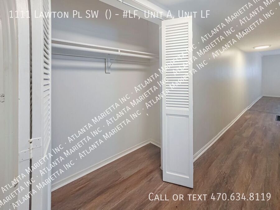 Renovated 2-Bedroom Duplex in Atlanta’s West End - Housing Vouchers Accepted - $500 toward rent property image