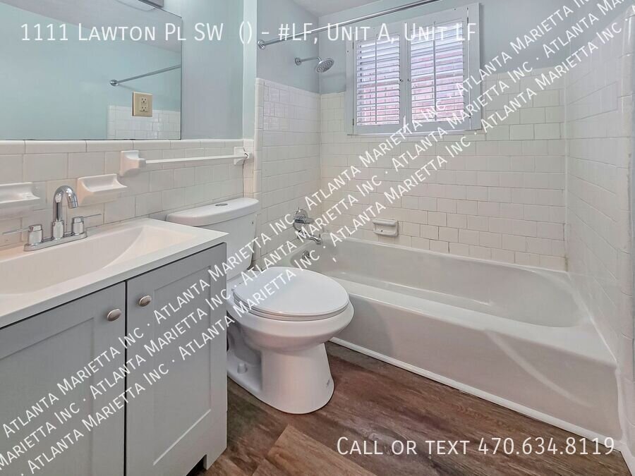 Renovated 2-Bedroom Duplex in Atlanta’s West End - Housing Vouchers Accepted - $500 toward rent property image