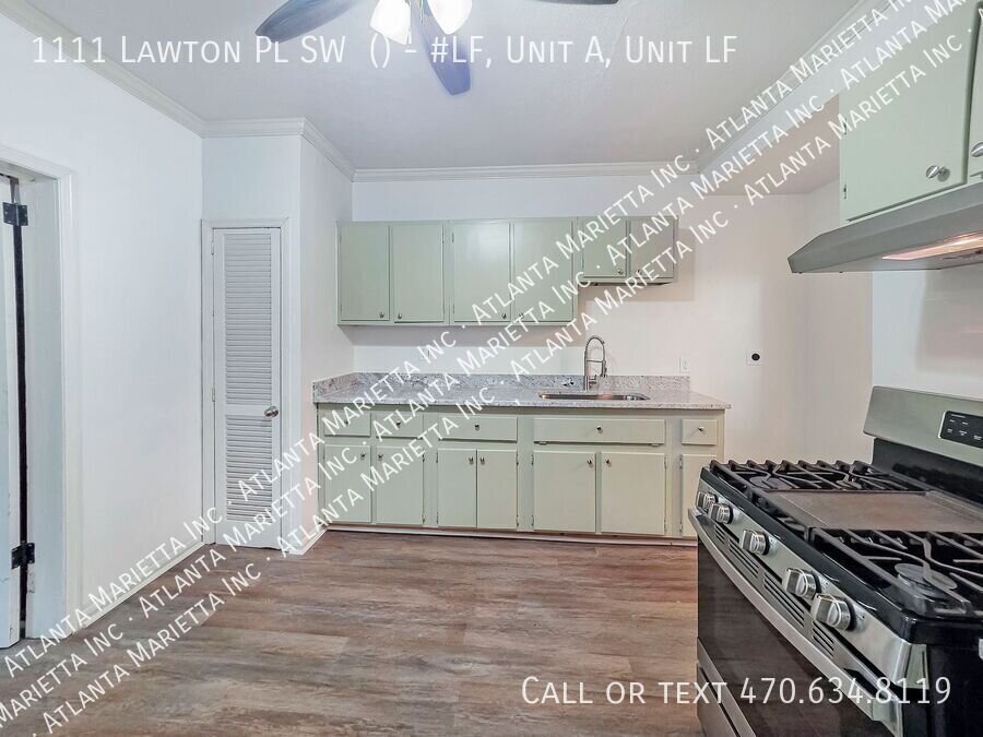 Renovated 2-Bedroom Duplex in Atlanta’s West End - Housing Vouchers Accepted - $500 toward rent property image