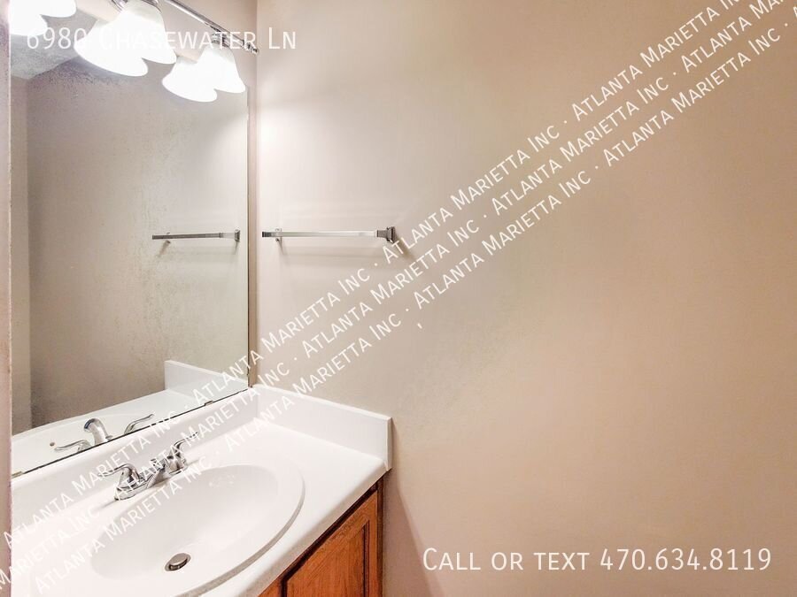 Spacious 3-Bedroom Home in Springchase | Cul-de-Sac Location property image