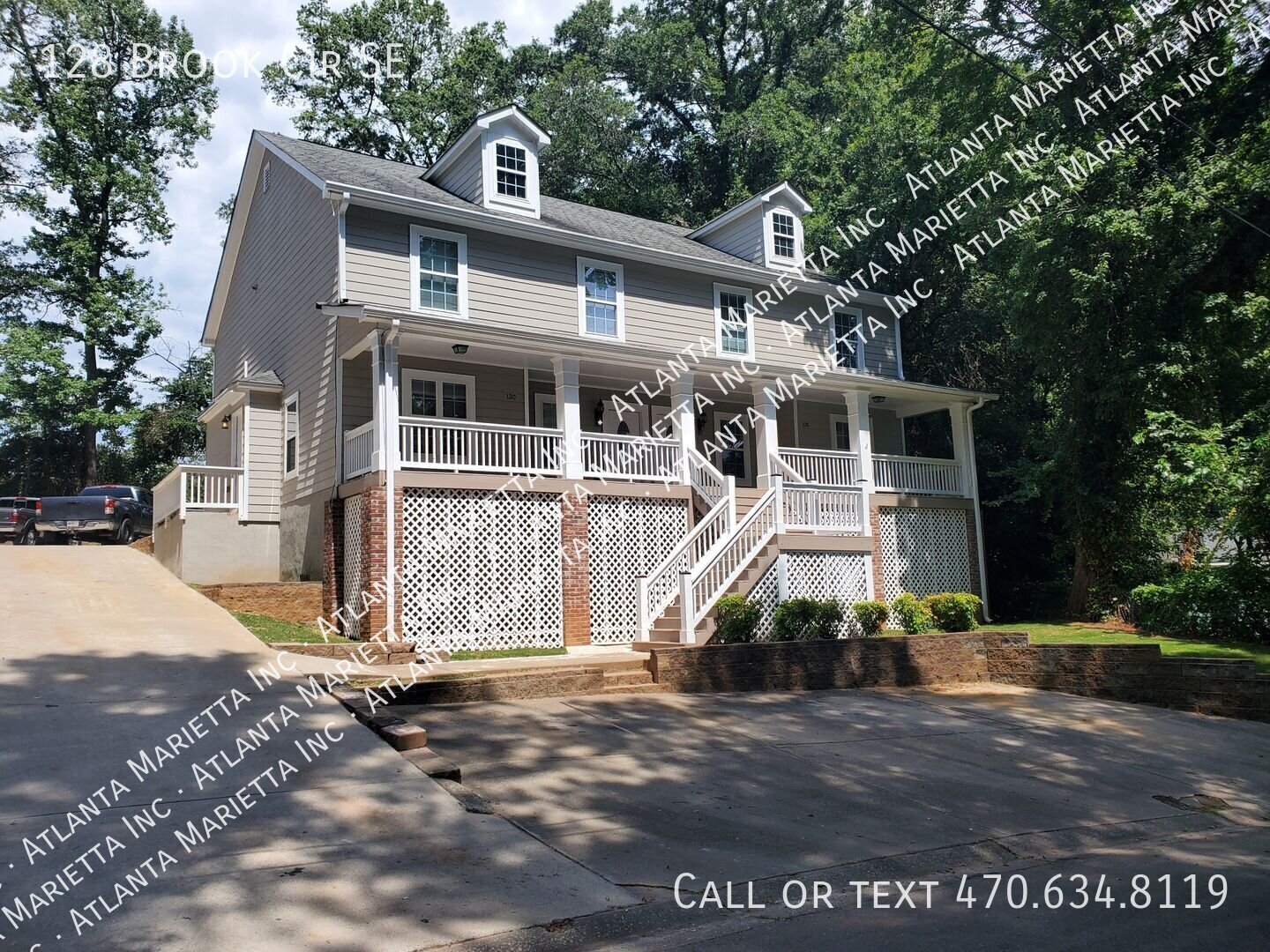 Spacious 4-Bedroom Townhome with 3.5 Baths, Main-Level Primary Suite & Parking for 4 Vehicles – Just Minutes from Marietta Square! property image
